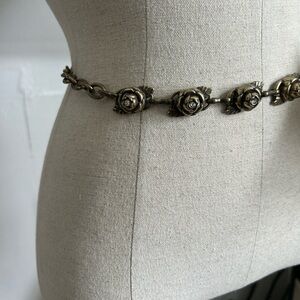 Betsey Johnson Gold Rose Chain Belt